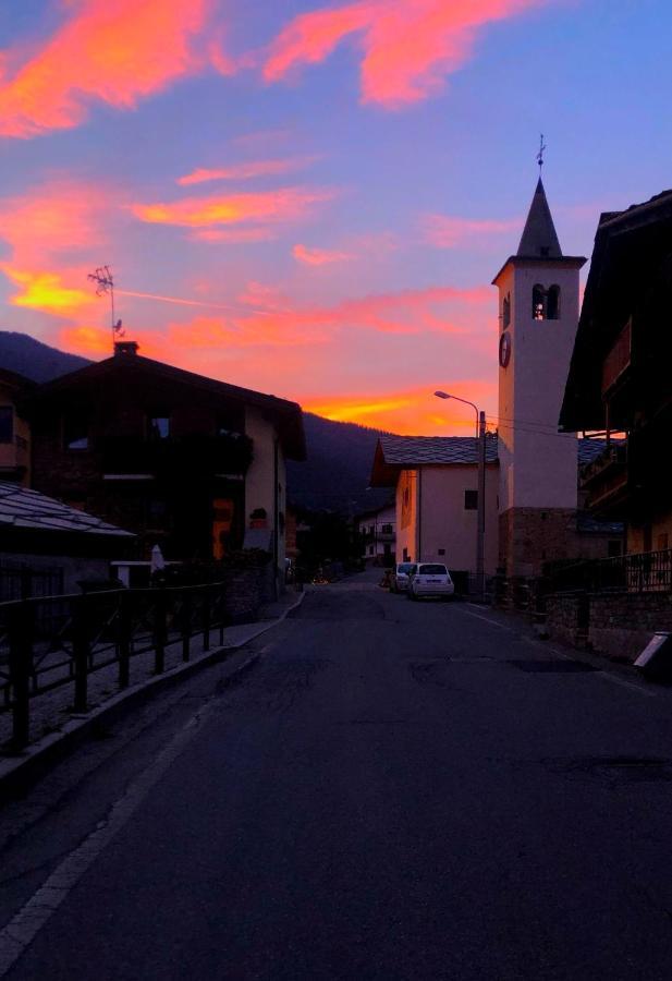 La Chambre Des Reves Aosta Exterior foto